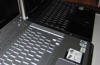 12-31-07laptopkeyboard.jpg